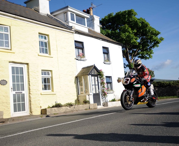 John McGuinness during fourth practice (Stephen Davison/Pacemaker Press International)